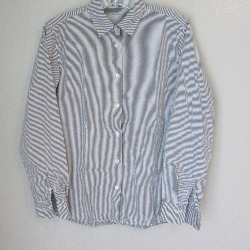 MUSE Gray & White Pinstripe Long Sleeve Size S Collar Button Cotton Blouse